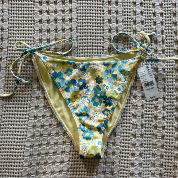 NEW PacSun Yellow and Blue Side-Tie Floral Bikini Bottom Size L - Picture 1 of 5
